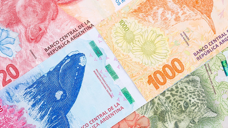 billetes-argentina-criptomonedas-coronavirus