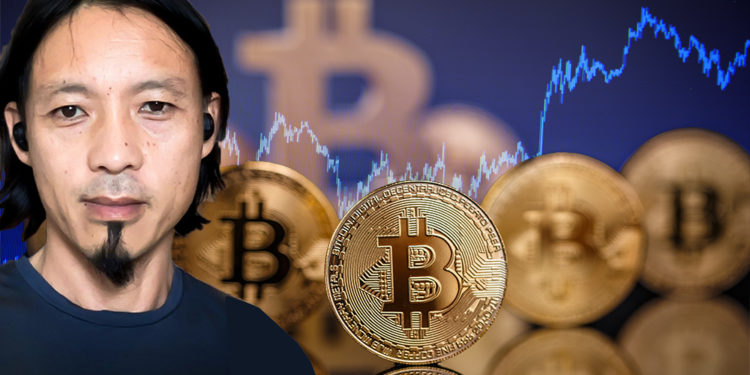 Willy Woo junto a monedas de Bitcoin con gráfico alcista en el fondo. Composición por CriptoNoticias. grafvision / elements.envato.com; unchainedpodcast / unchainedpodcast.com; jcomp / freepik.com.