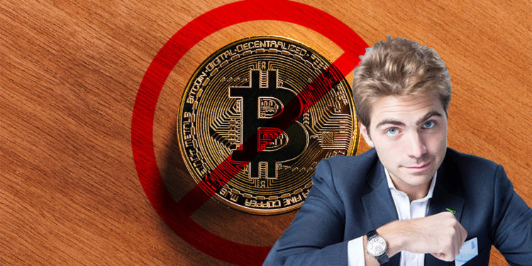Pierpaolo Barbieri frente a moneda de bitcoin con símbolo de prohibido. Composición por CriptoNoticias. Pierpaolo Barbieri / twitter.com; Clker-Free-Vector-Images / pixabay.com; stevanovicigor / elements.envato.com